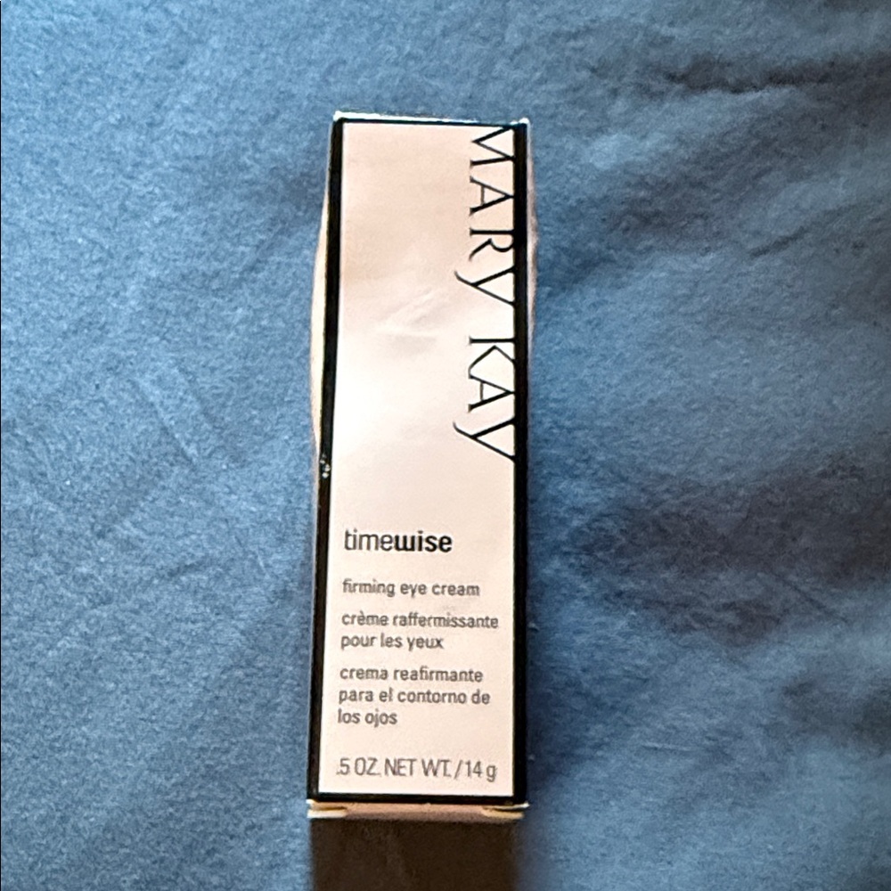 Mary Kay TimeWise Firming Eye Cream - Black and White